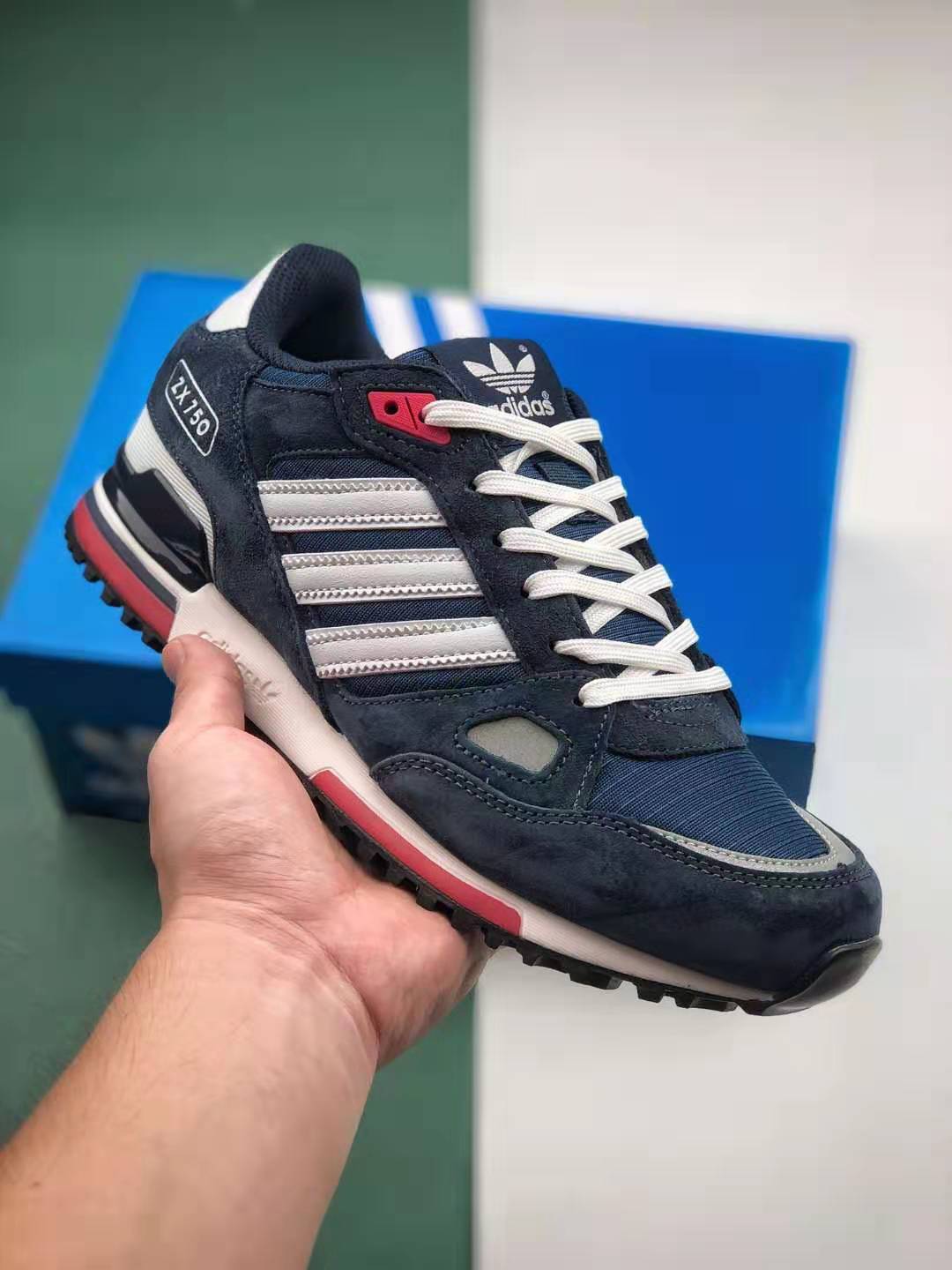 Adidas Originals ZX 750 Navy Blue Cloud White Shoes Q35065 - Stylish and Comfy Footwear