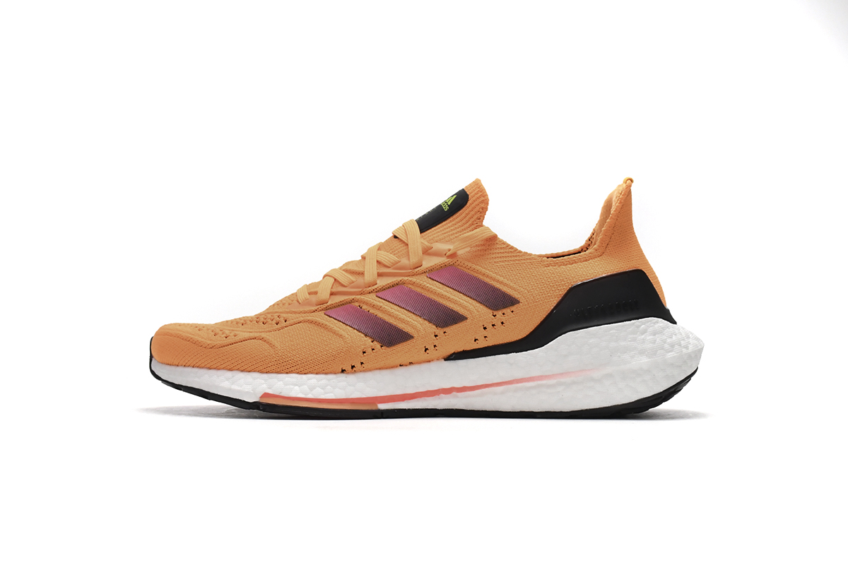 Adidas Unisex Ultra Boost 22 Heat.Rdy Low-Top Orange GX8038 - Boost Your Performance with Stylish Comfort