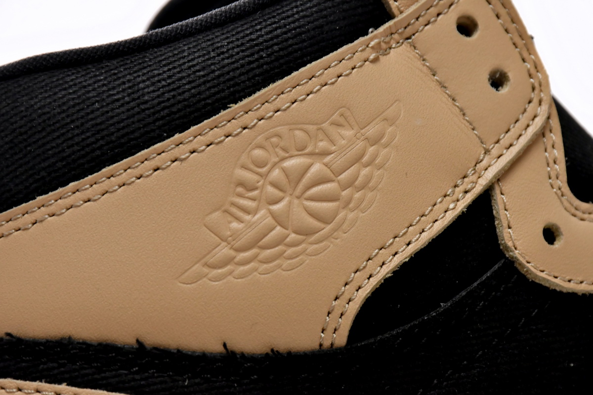 Air Jordan 1 Retro High OG Heirloom 555088-202 | Iconic Sneakers in Distinctive Heirloom Colorway