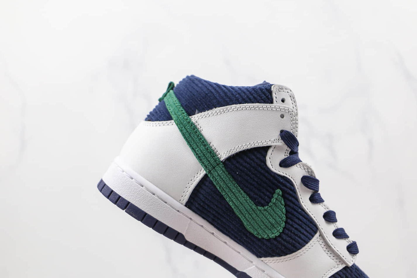 Nike Dunk High 'Sports Specialties' DH0953-400: Limited Edition Sneaker for Sports Enthusiasts