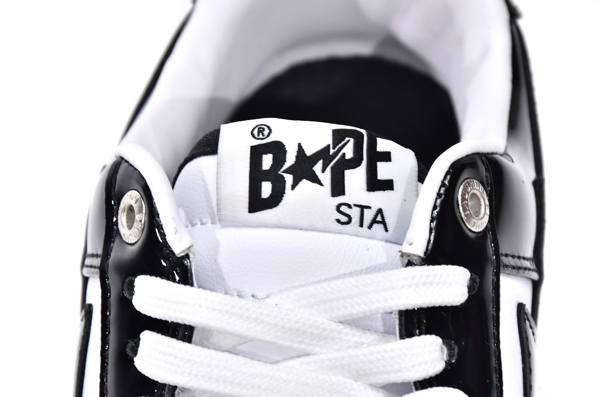 A Bathing Ape Bape Sta Low Black White 1H70-191-001 - Stylish Black and White Sneakers from Bape