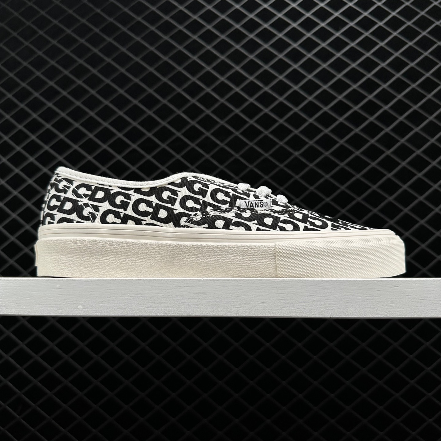 Vans Comme des x Authentic 'CDG' VN0A33TASHM - Limited Edition Collaboration Sneakers