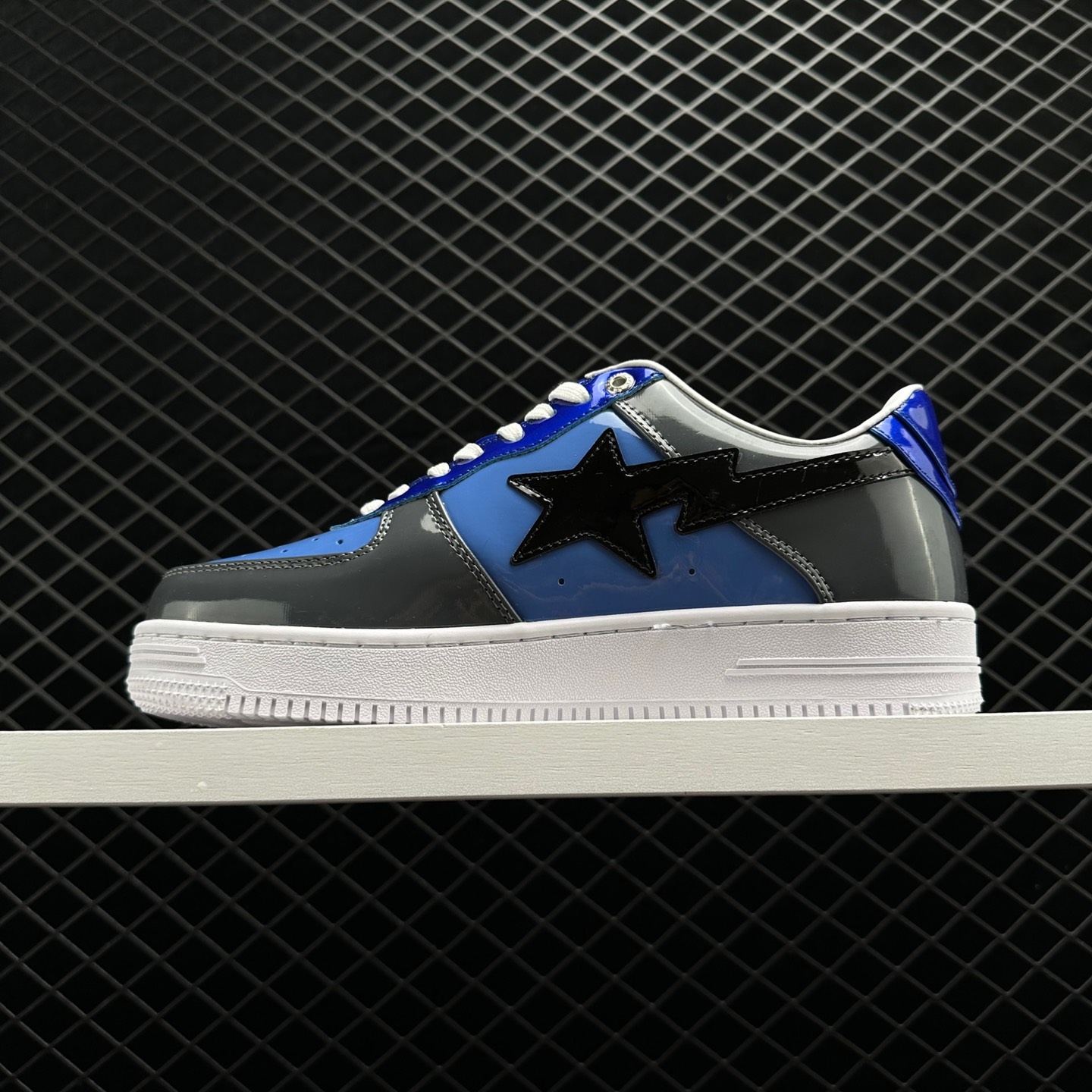 A Bathing Ape Bape Sta Low Navy Color Combo - Trendy Sneakers for Style Enthusiasts!