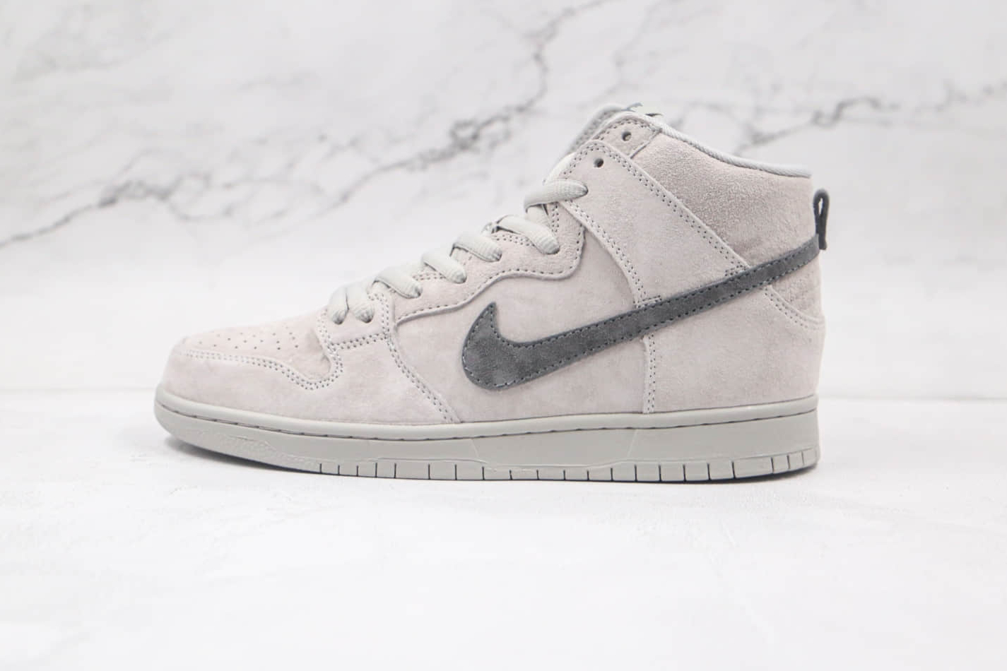 Nike SB Dunk High PRM Grey Box Metallic Silver Hyper Verde 313171-036: Shop the latest release of premium skate shoes for enhanced style and performance.