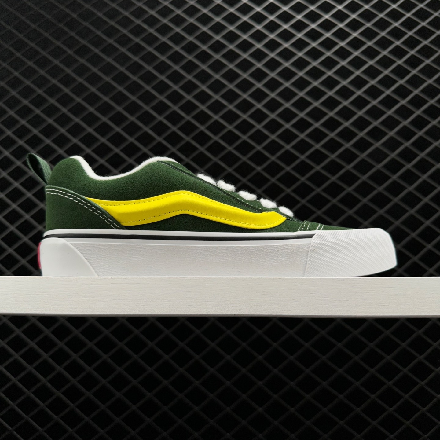 Vans Knu-Skool 'Green Yellow' VN0009QCBGN - Stylish Footwear for a Vibrant Look!