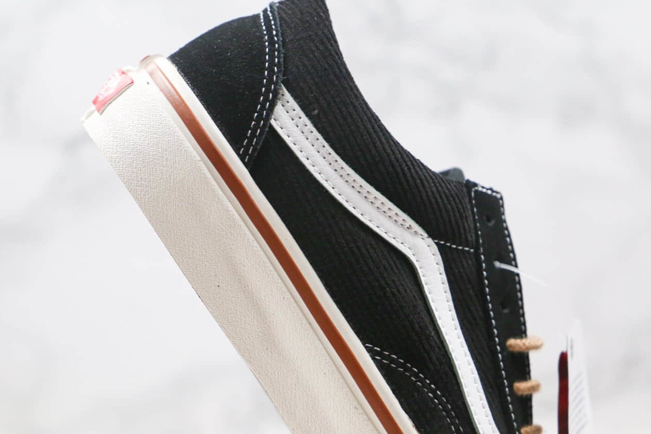 Vans Old Skool 36 DX 'Corduroy Black' VN0A38G2UPG - Stylish and Classic Sneakers
