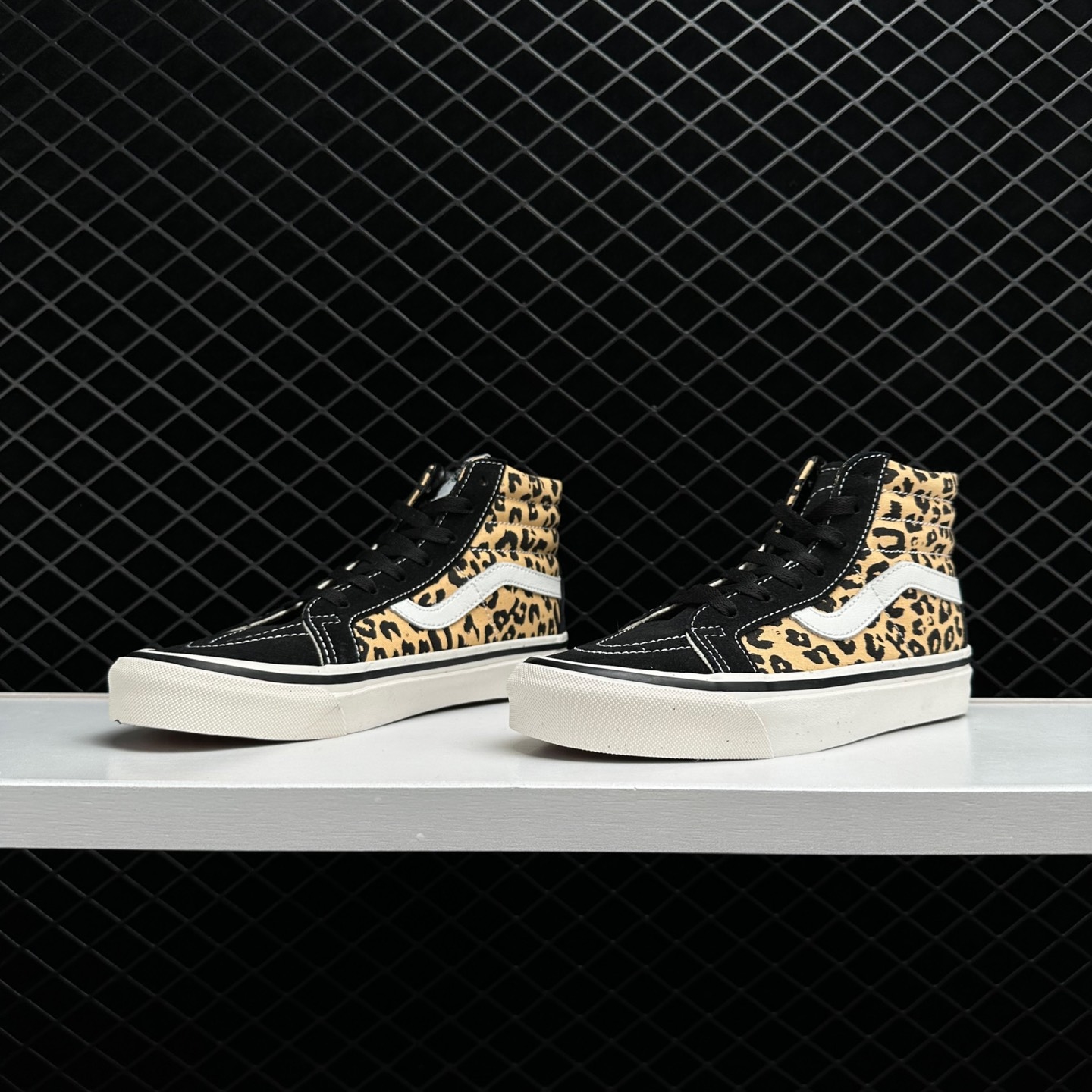 Vans SK8-HI 38 DX 'Anaheim Factory - Leopard' VN0A38GF9GI | Limited Edition Sneakers