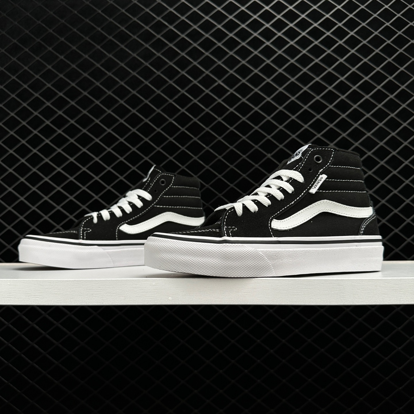 Vans Filmore Hi Platform Black White Skate Shoes - Stylish and Versatile Footwear