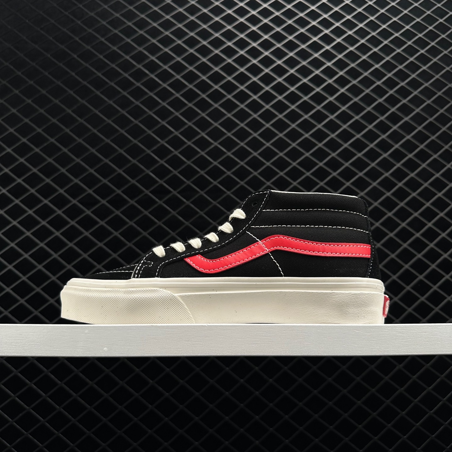 Vans SK8-Mid Black-Red 'Black Red' VN0A391FTP2 - Trendy Black and Red Mid-Top Sneakers