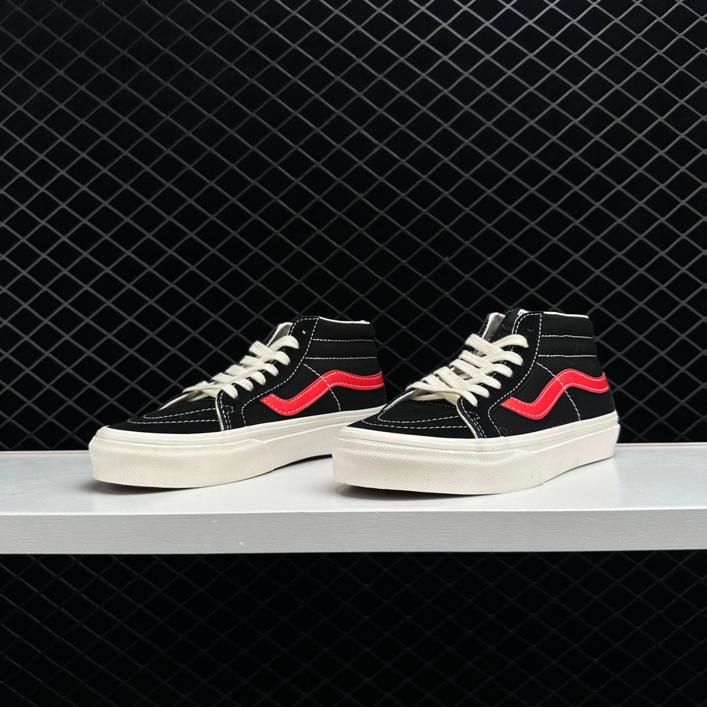 Vans SK8-Mid Black-Red 'Black Red' VN0A391FTP2 - Trendy Black and Red Mid-Top Sneakers